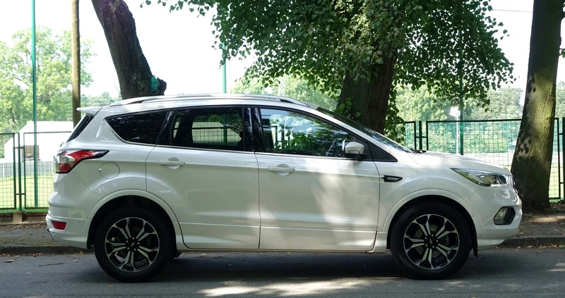 Ford Kuga cena 84990 przebieg: 42000, rok produkcji 2019 z Szprotawa małe 781